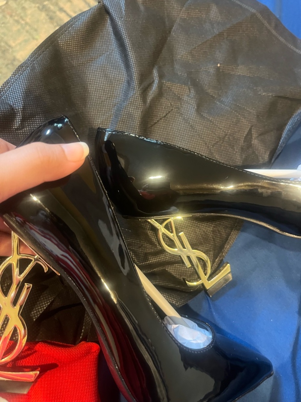 Yves Saint Laurent Black Patent Pumps with Gold YSL Heel Accent - Picture 2 of 5